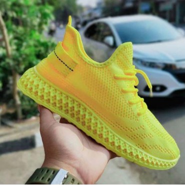 SEPATU IMPORT YEZZY IMPORT TERBARU