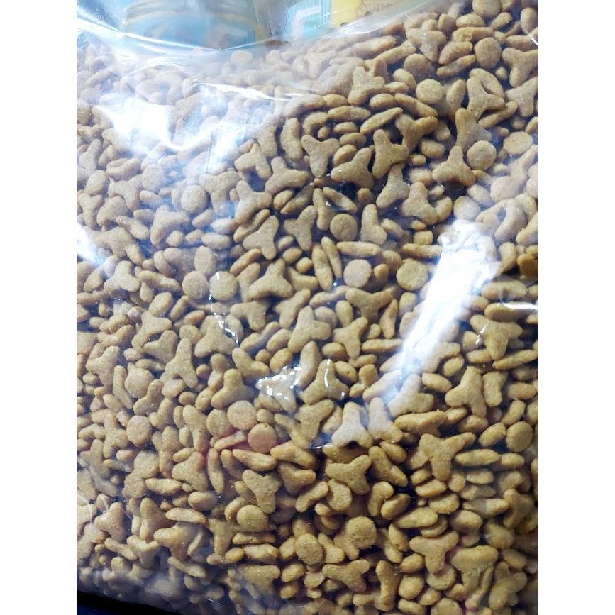 MAKANAN KUCING DEWASA MERK LEZATO - 1 KG