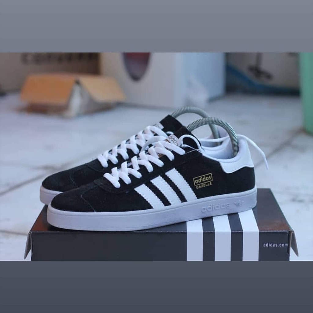 Sepatu Adidas Gazelle Black White Hitam Putih Sekolah Kerja Kuliah Kado Hadiah Pria murah Casual