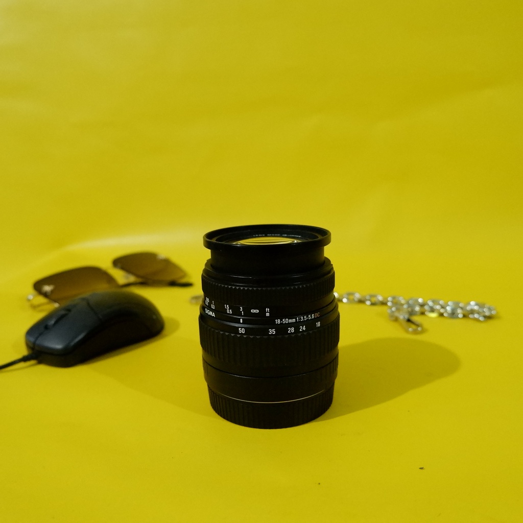 Lensa SIGMA DC 18-50mm F3.5 For CANON Kamera DSLR - Garansi
