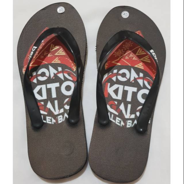 sandal jepit oleh-oleh Palembang wong kito
