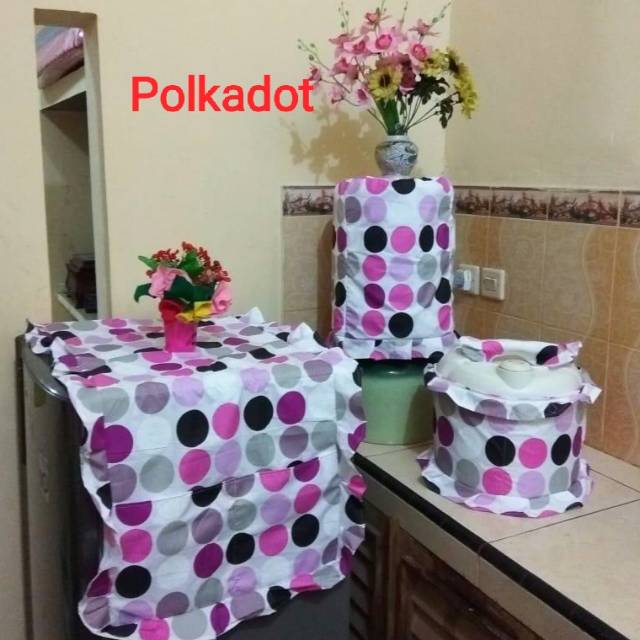 Gkm motif polkadot kecil