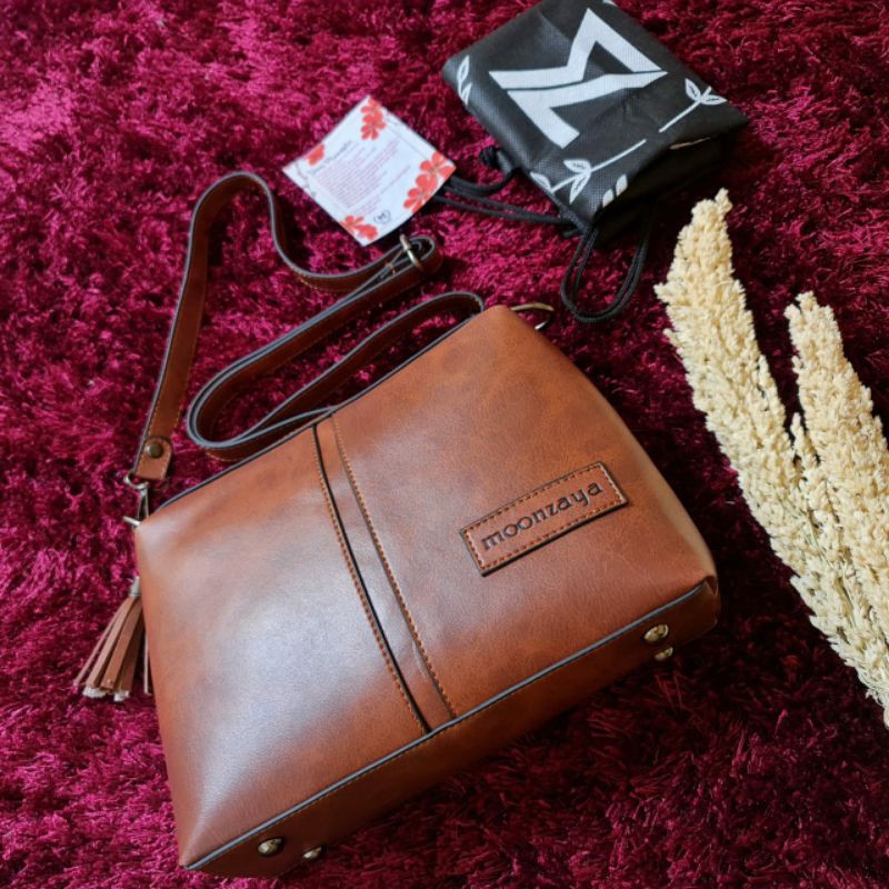 Tas Wiwit  (reseller)