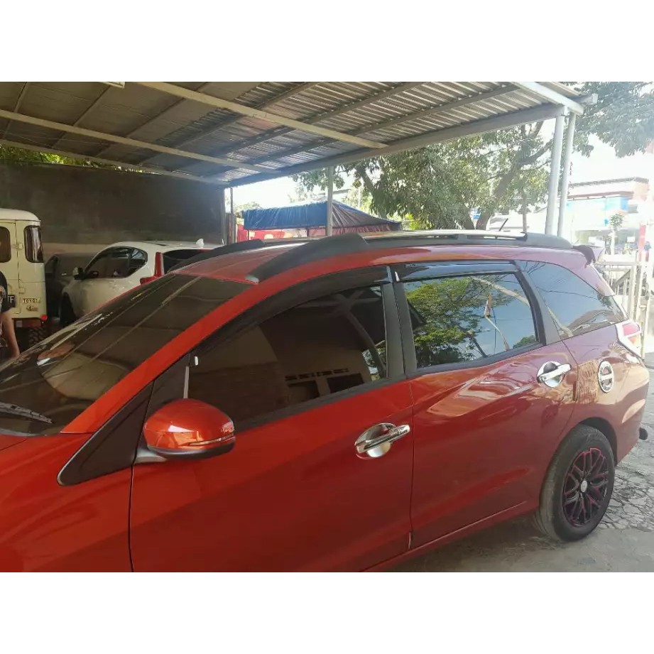 Roof Rail Mobilio Sporty