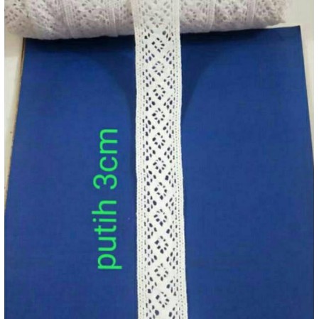 

Renda rajut 2.8cm - 3cm, roll 15yard (13.5 meter).