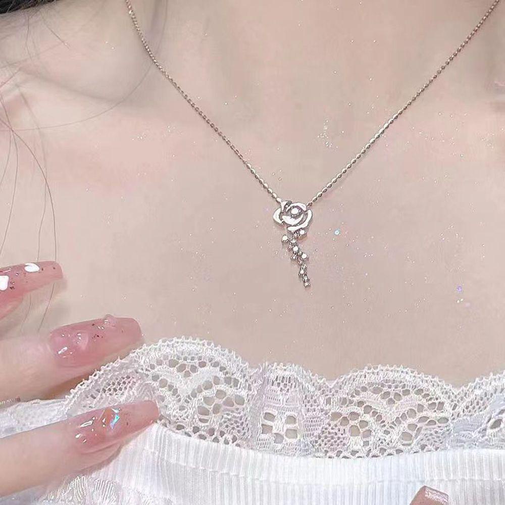 Mxbeauty Bunga Mawar Kalung Trendi Retro Hadiah Perempuan Choker Gadis Wanita Rantai Klavikula