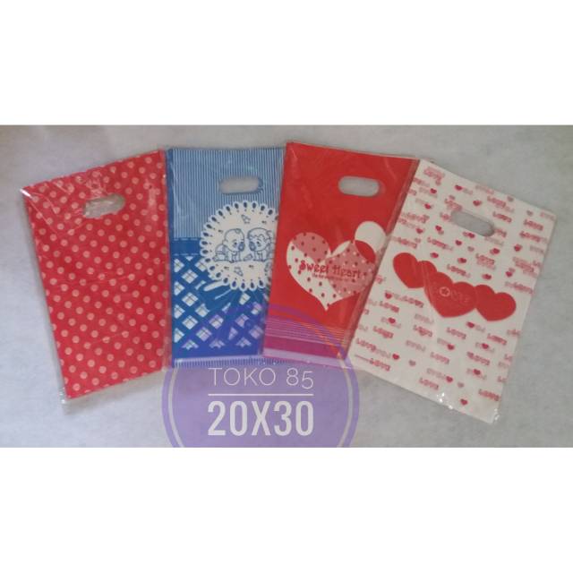 Kantong Plastik Motif 20 x 30 / Kresek olshop (-+25pcs)