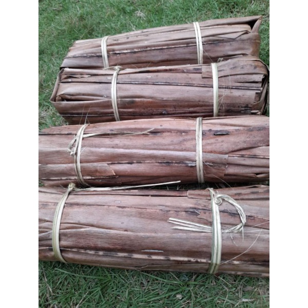 

gula aren asli tanpa campuran gula kawung 1bungkus daun