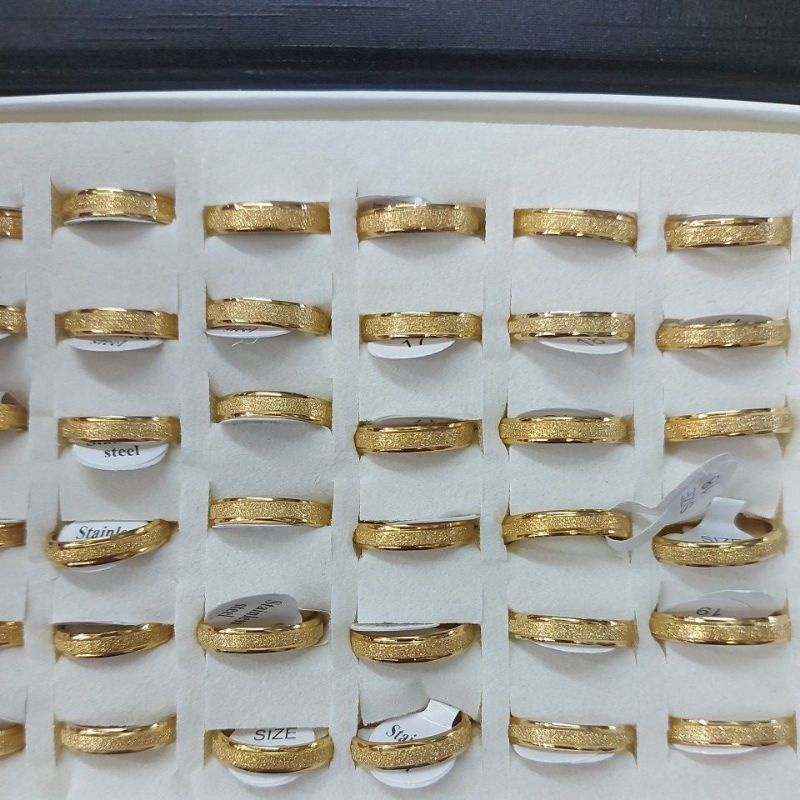 CINCIN STAINLESS STEEL/TITANIUM PASIR GOLD perbox isi36pcs