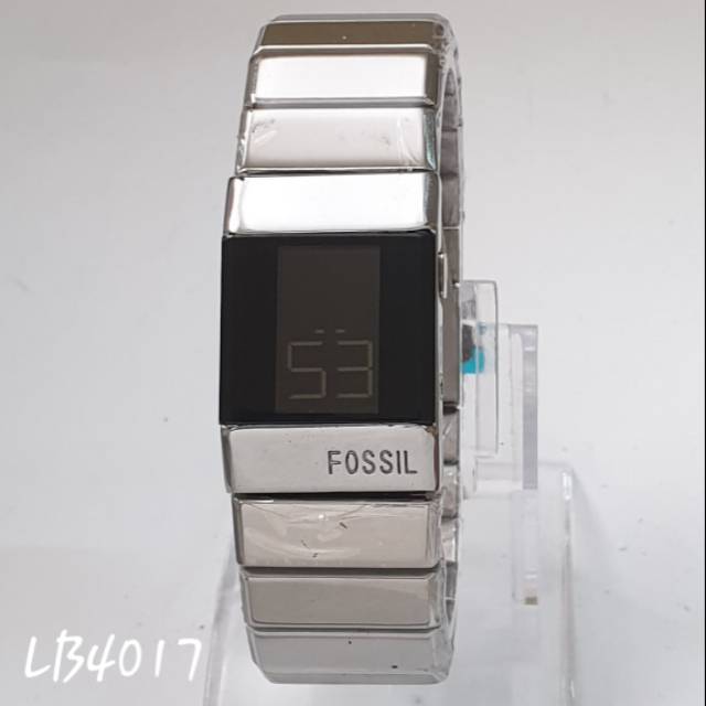 JAM TANGAN WANITA DENGAN MODEL YG MENARIK