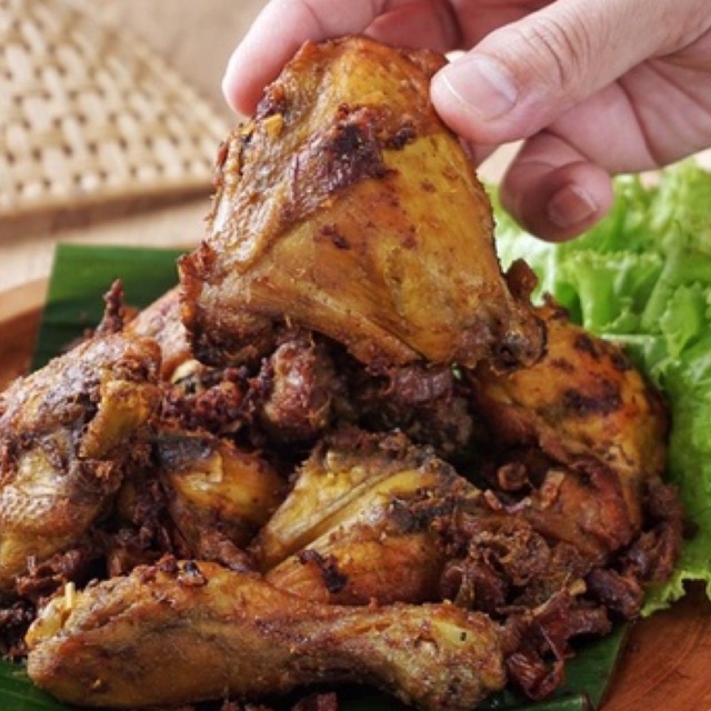 

AYAM GORENG KECOMBRANG DAPUR AFAF