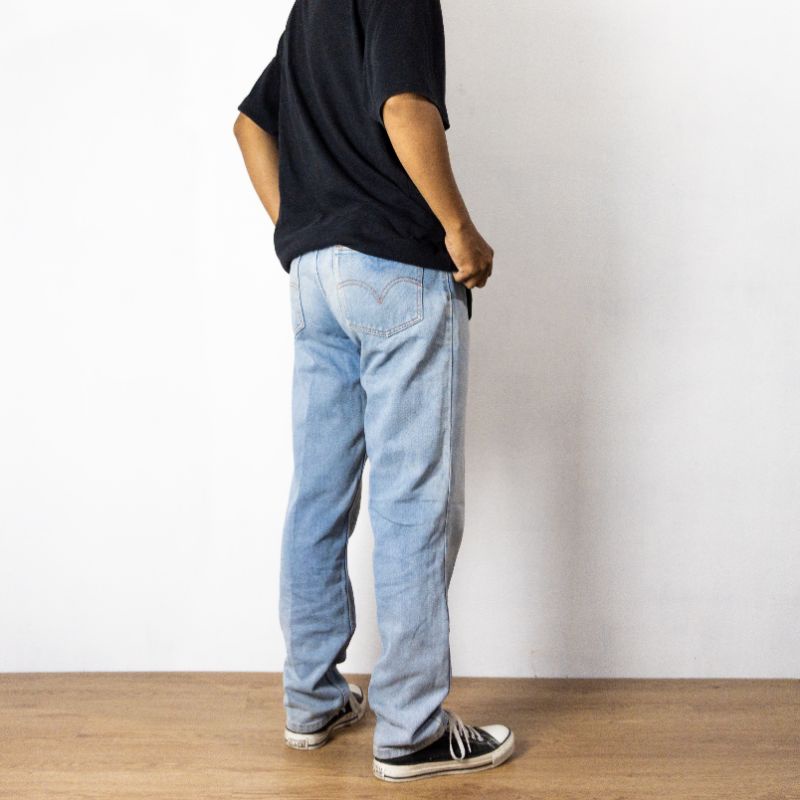 Jean Levis 505 made in USA
Size 34