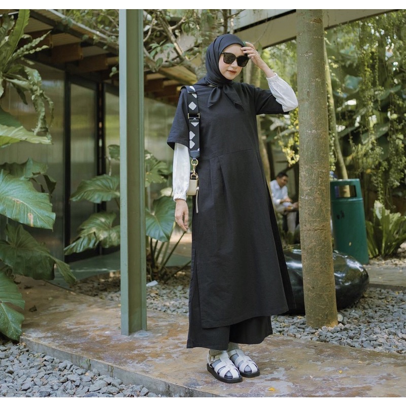 AISHA STUDIO - YUKA SET BLACK