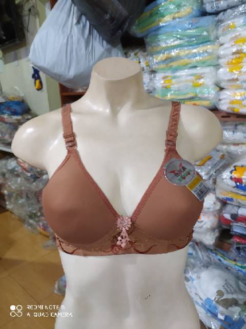 BH / Bra wanita tanpa kawat / pakaian Dalam size  36-42