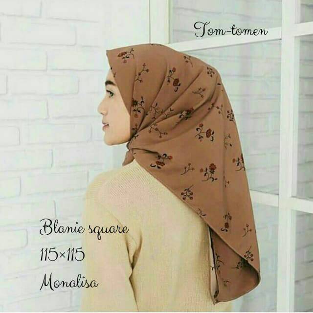 BLONIE SQUARE HIJAB SEGI EMPAT / SQUARE MOTIF / HIJAB MOTIF/SCARF MOTIF