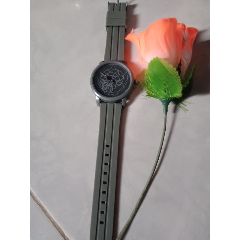 jam tangan cewek noda grey