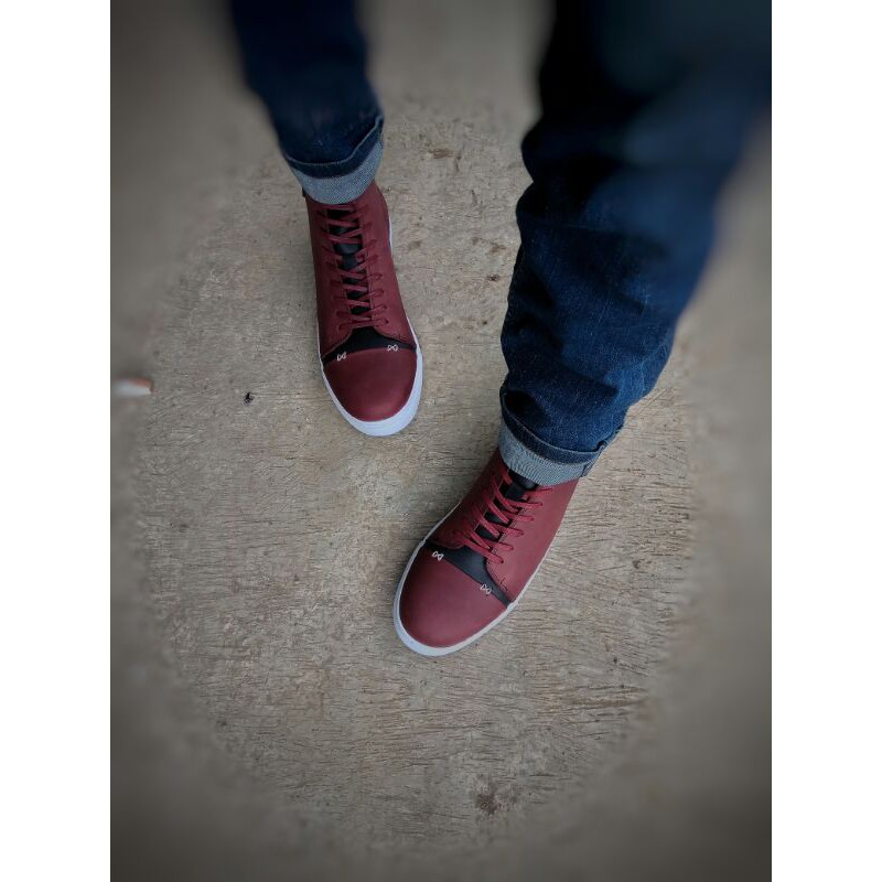Madness Maroon - Sepatu Sneaker Kulit Sapi Asli