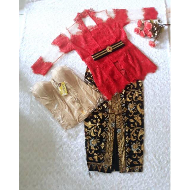 Setelan kebaya bali rok prada