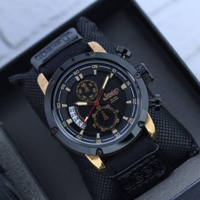 Jam Tangan Pria Jeep Kanvas Hitam