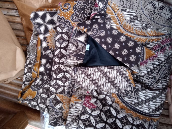 Couple Batik Terbaru