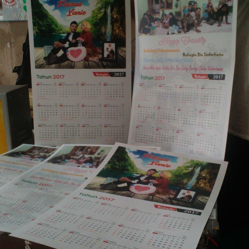 

kalender dinding foto desain sukasuka