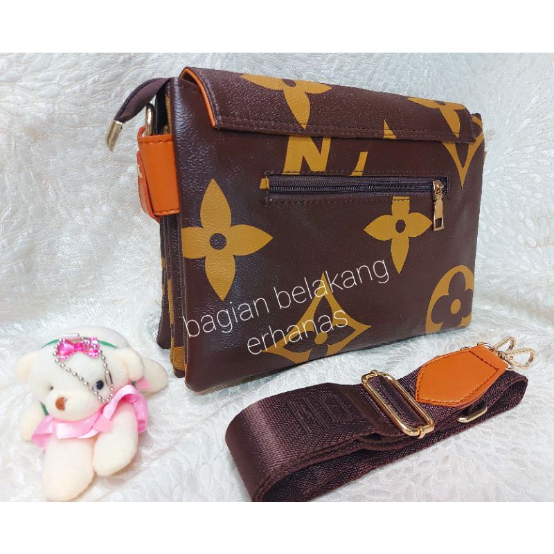 SELEMPANG LV 3RUANG LOGO BESAR CLUTCH LV GIANT