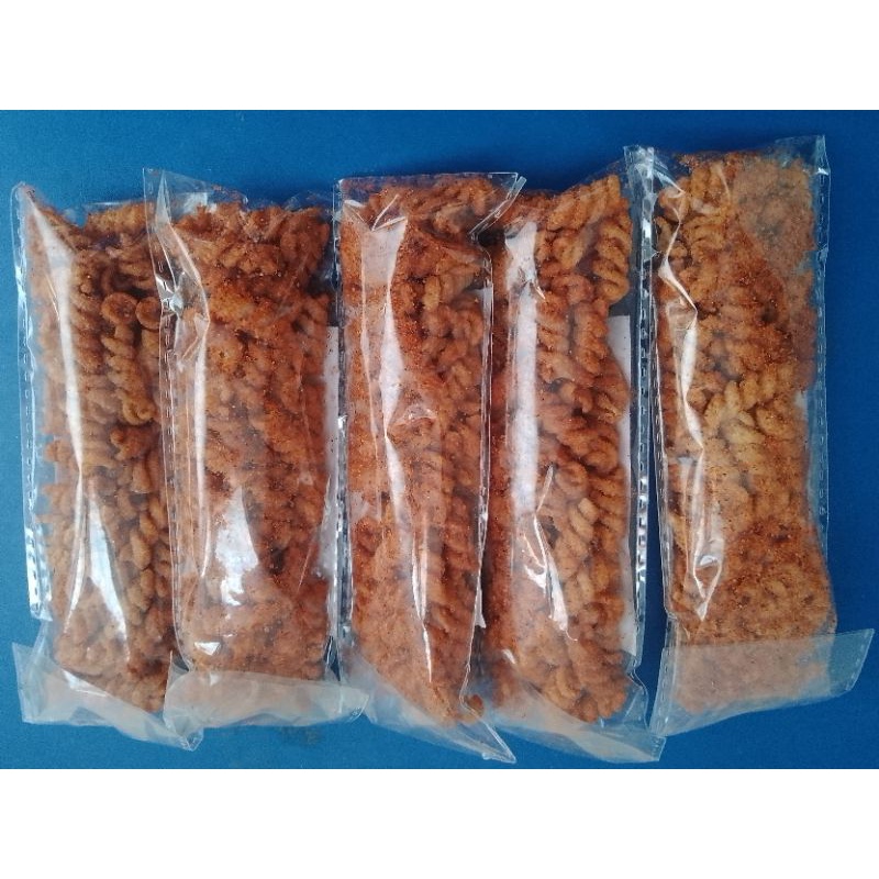 

Camilan Makaroni dan Mi Lidi Banyak Variasi