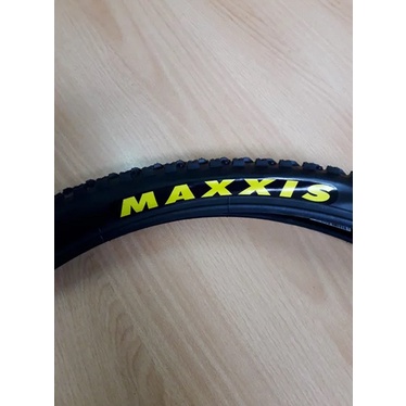 Ban Luar Maxxis Crossmark II Kawat 26 x 2.25