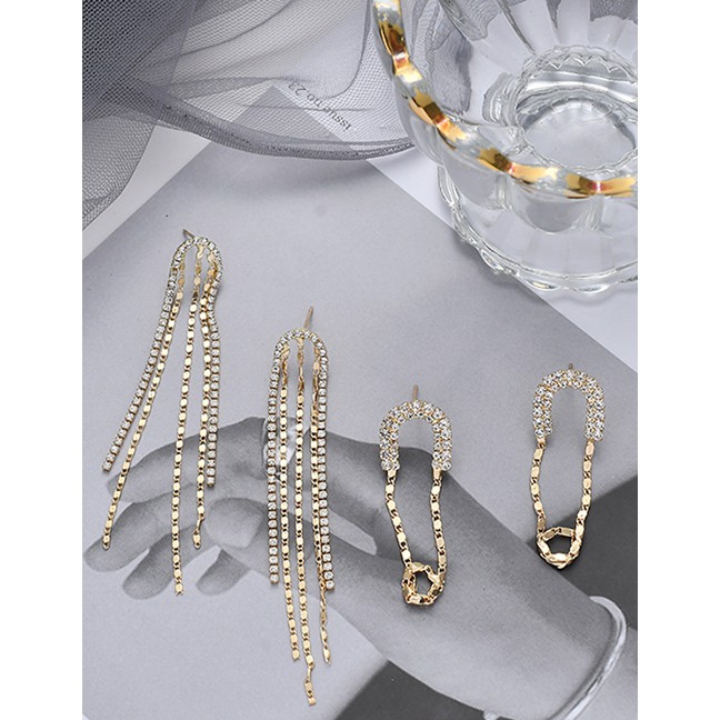 LRC Anting Tusuk Fashion Golden Tassel Rhinestone Chain Earrings D67344