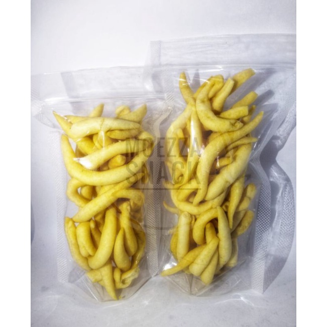 

cemilan sistik lezat gurih nikmat kemasan/100g
