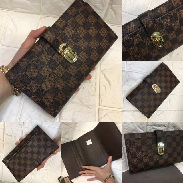 DOMPET LV KUNCI