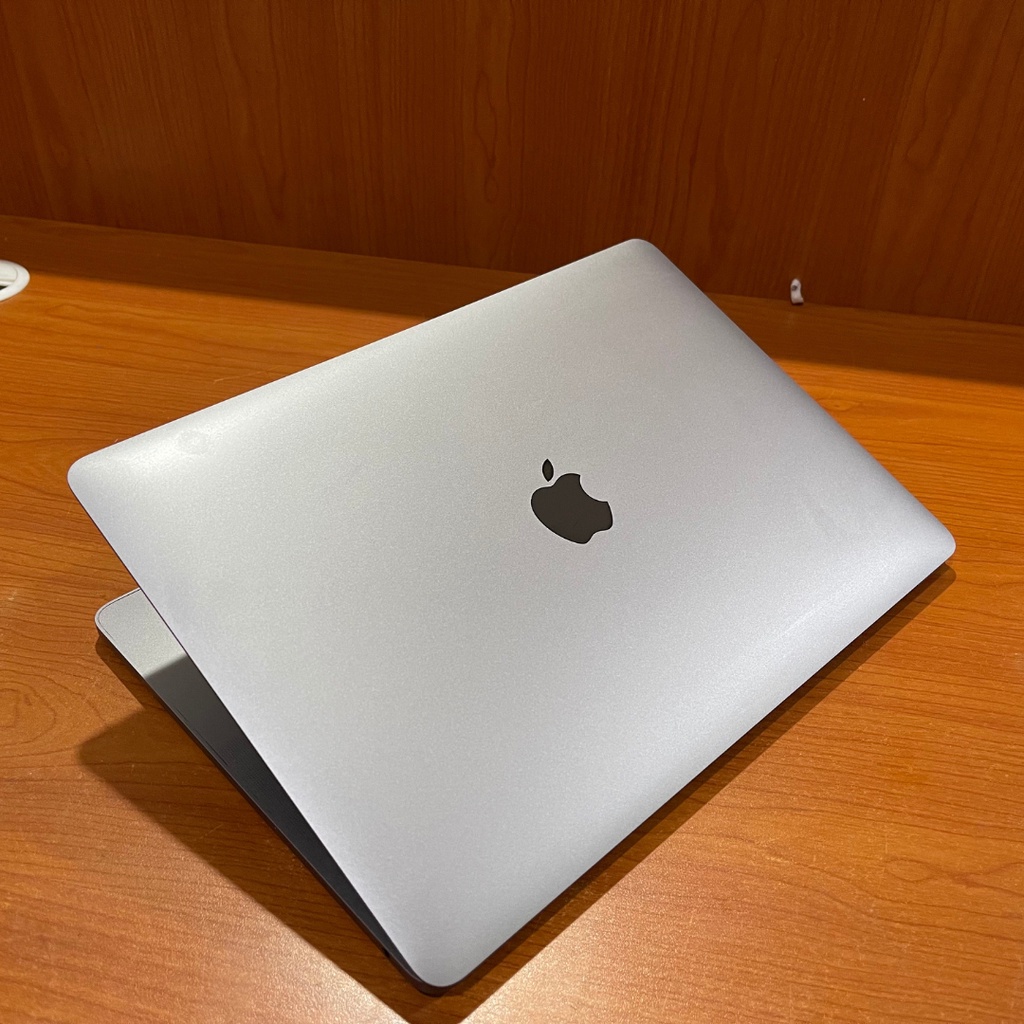 MacBook Pro 13 inch Touchbar 2019 Core I7 2.8GHz Ram 16 GB Ssd 512 GB