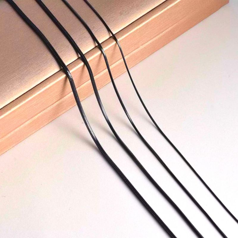 KALUNG BRIGHT PRIA WANITA TITANIUM BLACK GOLD SILVER  ANTI KARAT