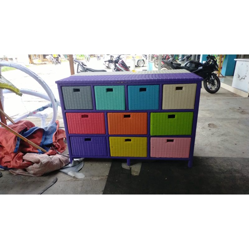 LEMARI LACI 10 ROTAN SINTETIS