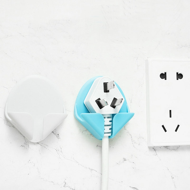 2pcs Kait Gantungan Dinding Penyimpanan Power Plug Bahan Plastik Multifungsi Dengan Perekat Kuat Untuk Dapur / Kamar Mandi