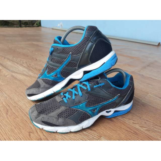 mizuno bg 5000