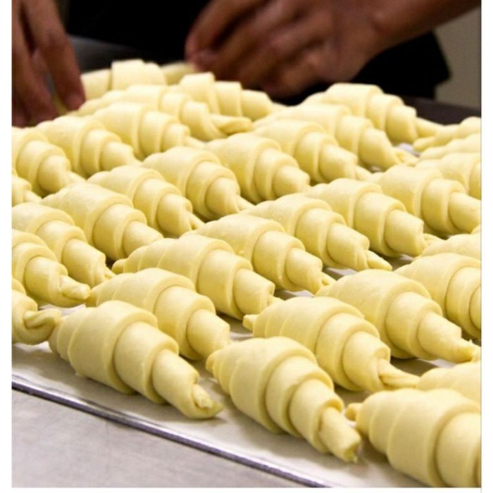 Croffle Frozen Croissant Croisan Mix Butter Dough Waffle Ready To Bake 5 Pcs