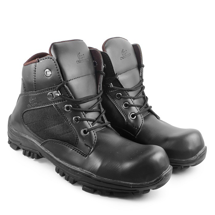 Sepatu boots pria sepatu safety ujung besi tracking hiking proyek adventure - Kairos Delta_ Tactical