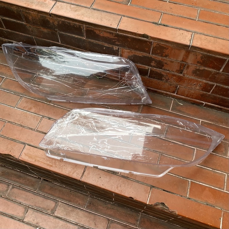 Mika Lampu Depan BMW E90