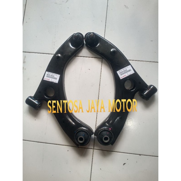 Lower Arm Sayap depan Toyota Calya - Daihatsu Sigra Original 1Set