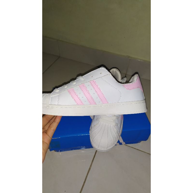 PL Adidas Superstar Vietnam Size 39