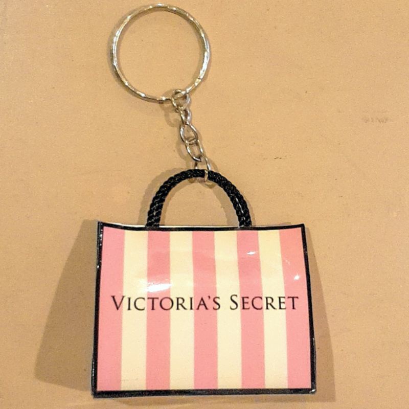 VICTORIA'S SECRET VS ACCESSORIES GANTUNGAN KUNCI