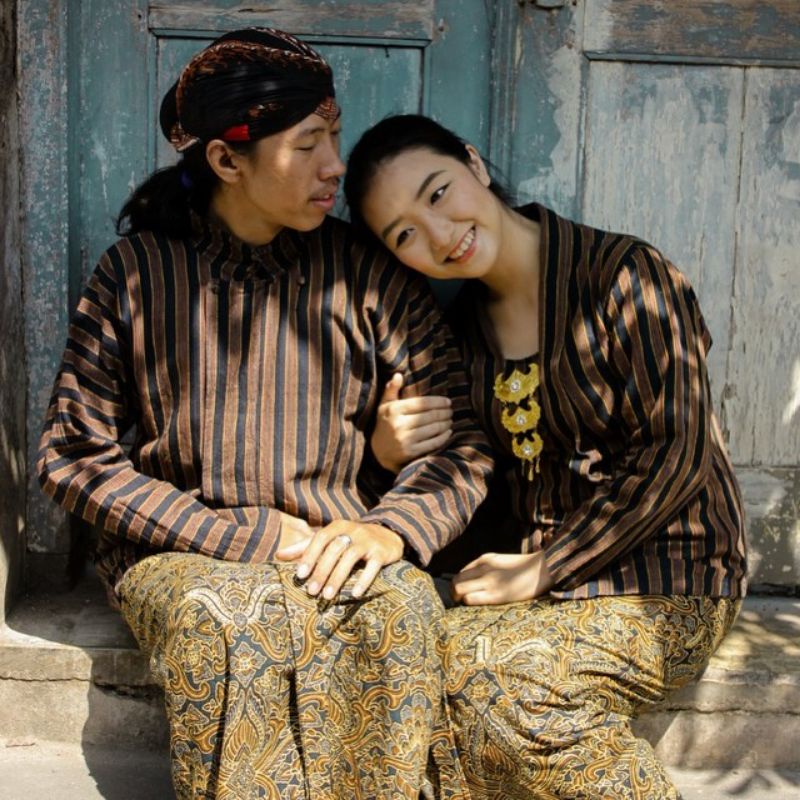 ROK JARIK BATIK WIRU WANITA BATIK SOGAN ROK JARIK SOLO JATENG