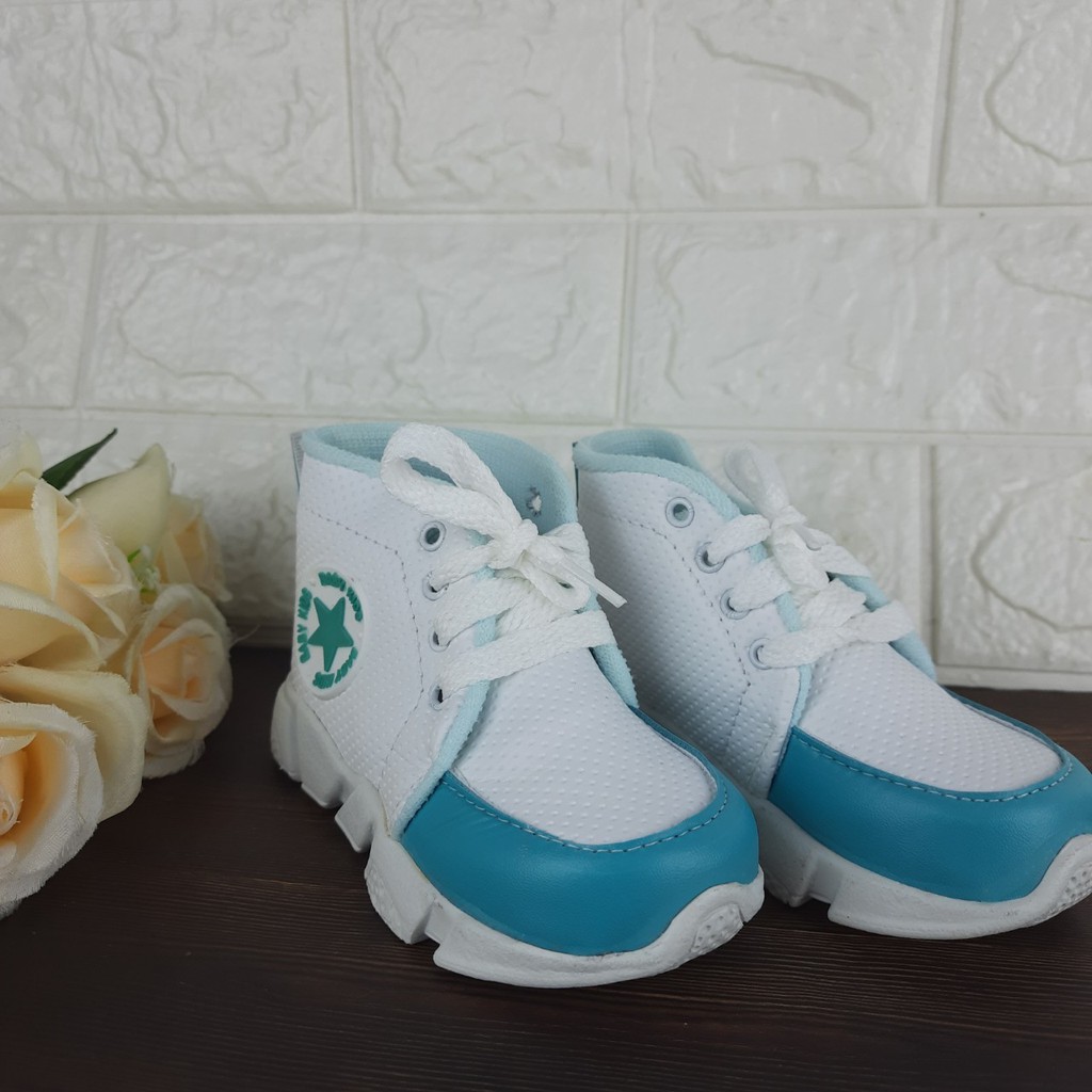 [TAMAN SEPATUKU] SEPATU TRENDY MURAH BOOTS TOSCA TALI 1 2 3 TAHUN FAX12