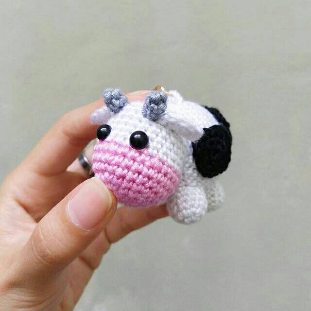 Amigurumi (Boneka Rajut) Sapi