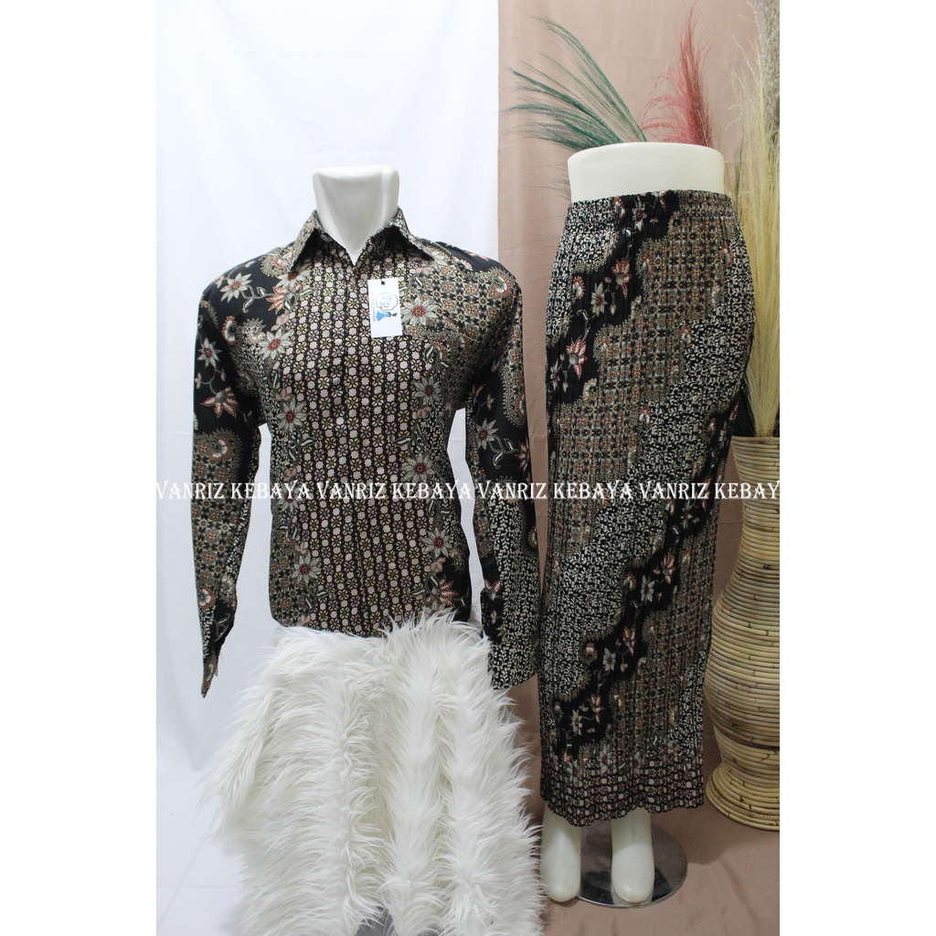 Baju Batik Couple, Kemeja Batik Couple, Batik Couple, Batik Couple Lengan Panjang, Rok Plisket Couple