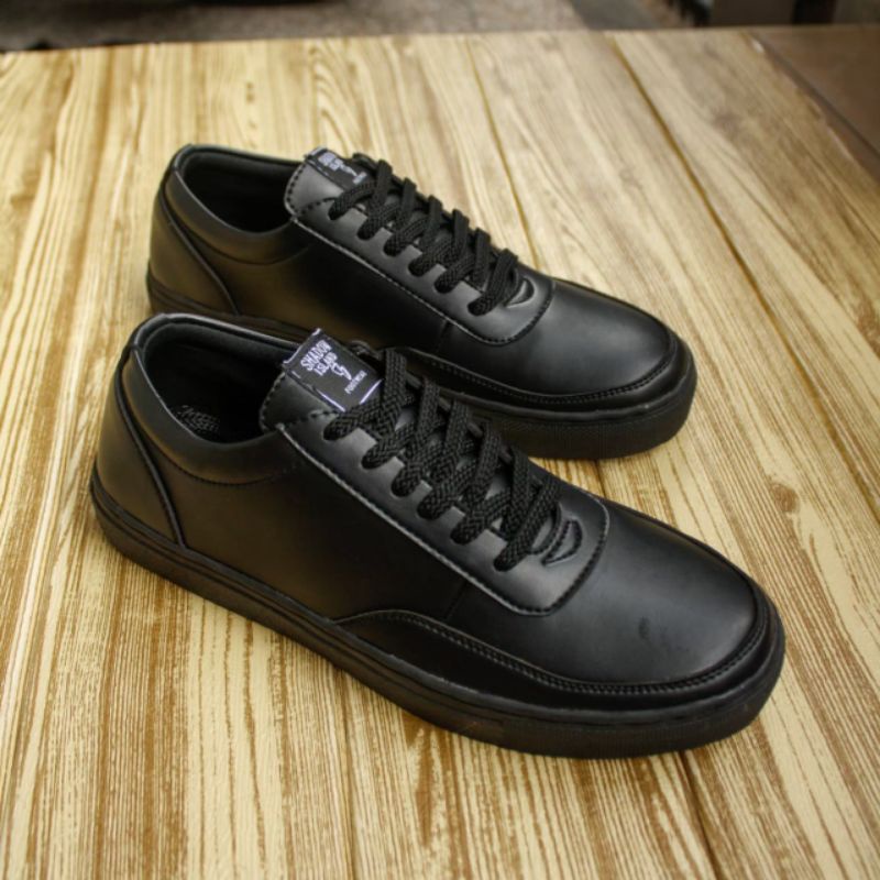 SEPATU CASUAL PRIA - SHADOW ISLAND ROVER - Sepatu Casual Loafers Pria Original Distro Kerja Gaya Jalan2 Santai