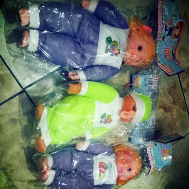 Boneka bayi bisa nangis