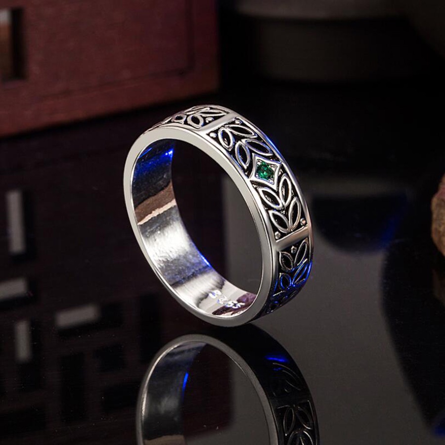 Perak Antik Zamrud Cincin Berlian Baja Titanium Pola Daun Fashion Pria Punk Band Rings