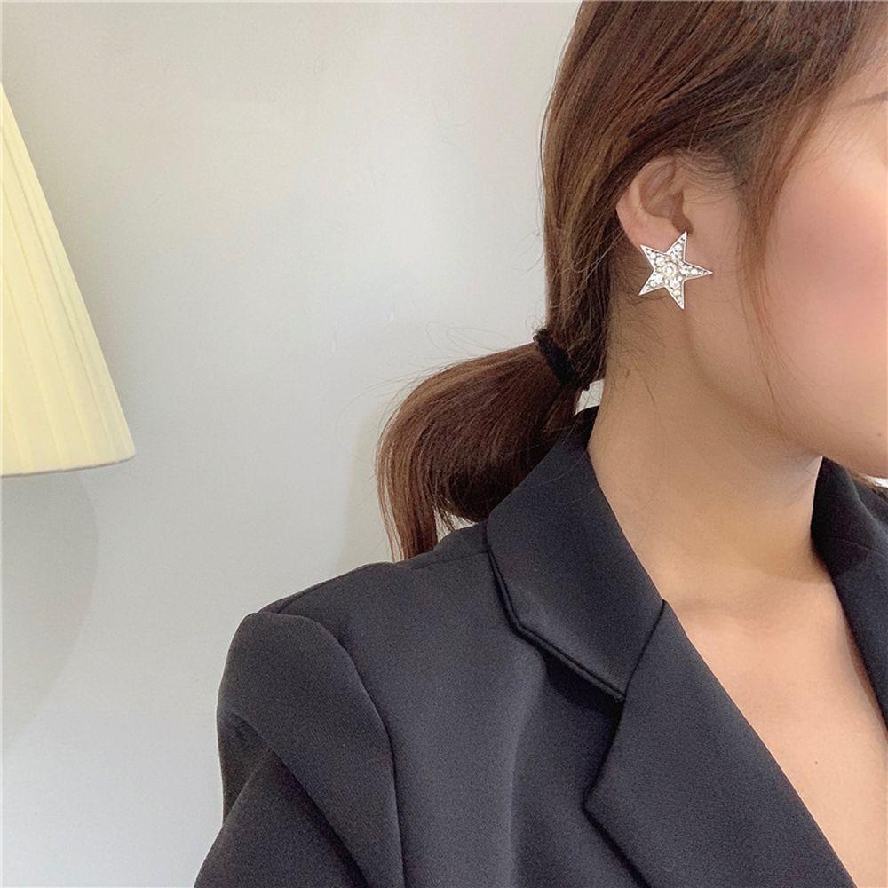 Mxbeauty Anting Wanita Trendi Mewah Bentuk Bintang Elegan Fashion Jepang Asimetris